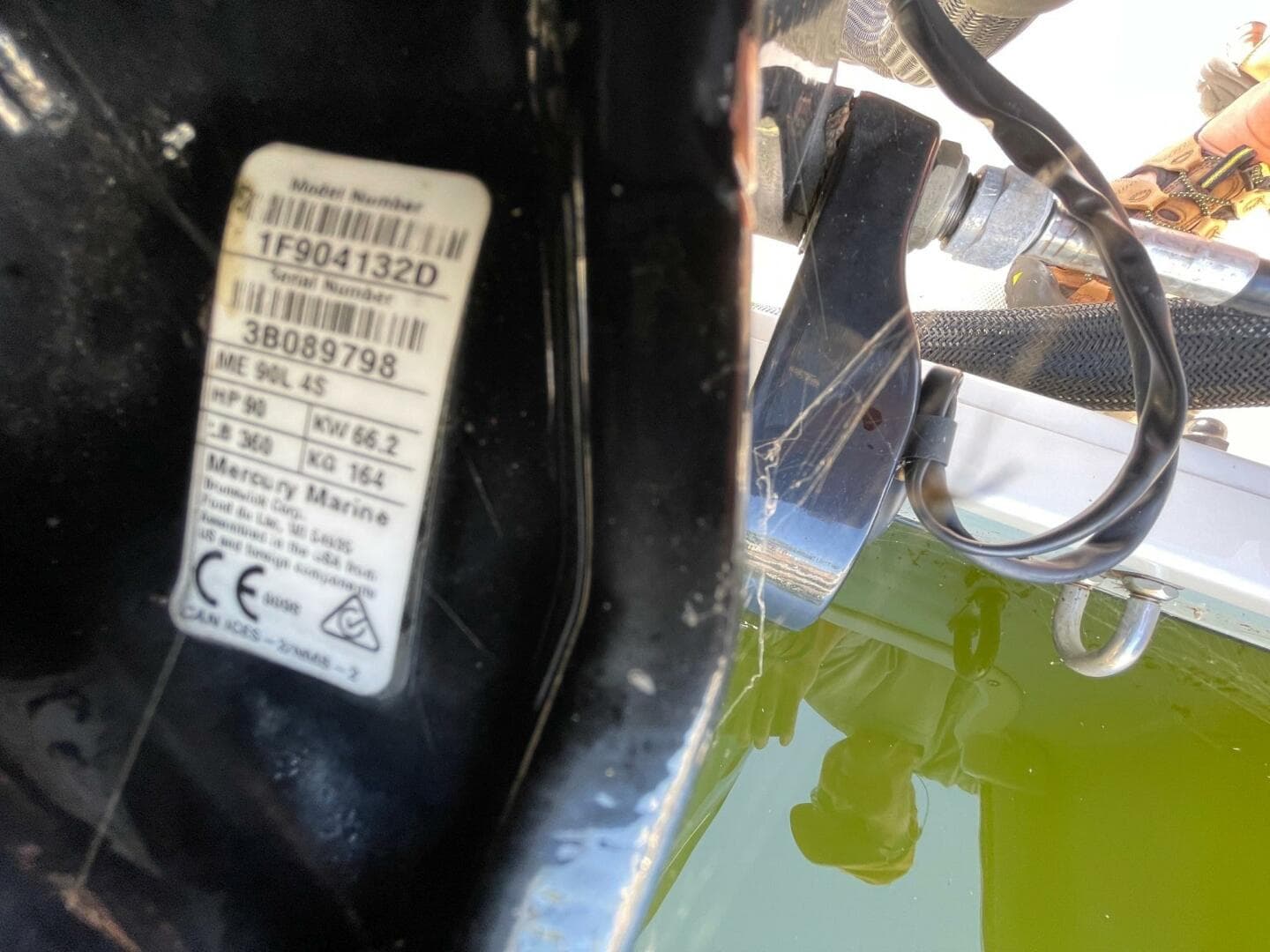 2021 Boston Whaler — photo 14