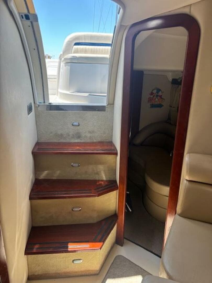 2007 Monterey 350 Sport Yacht — photo 22