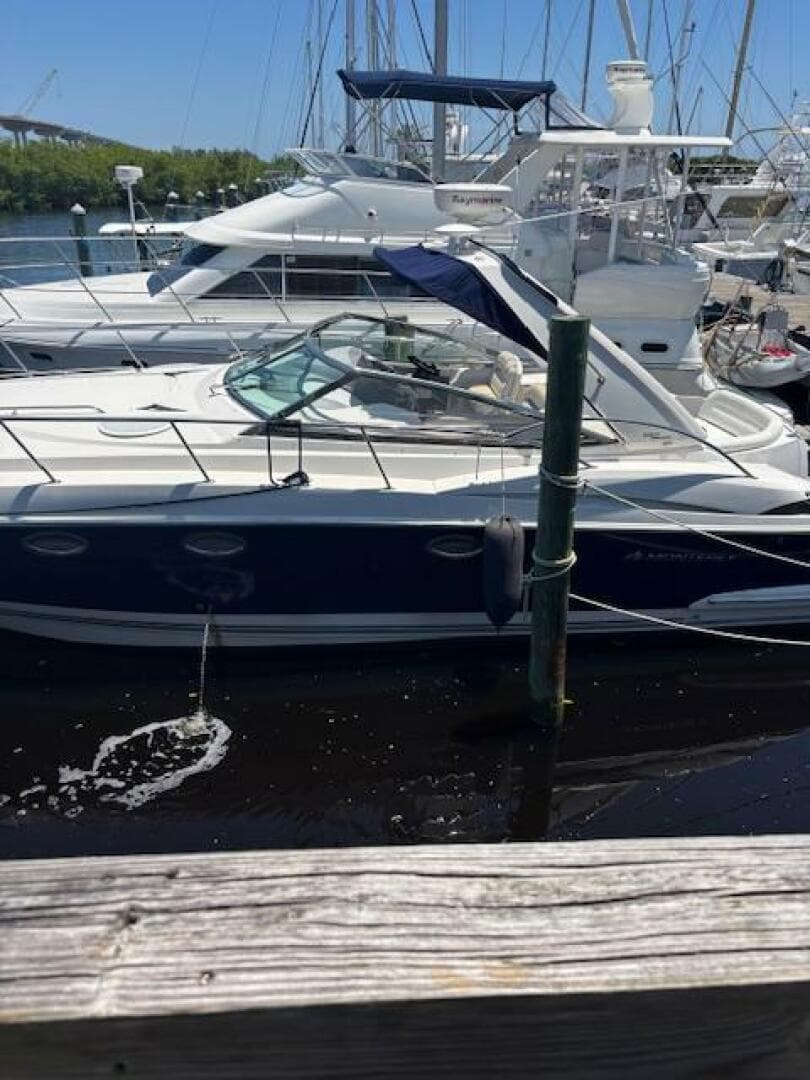 2007 Monterey 350 Sport Yacht — photo 4