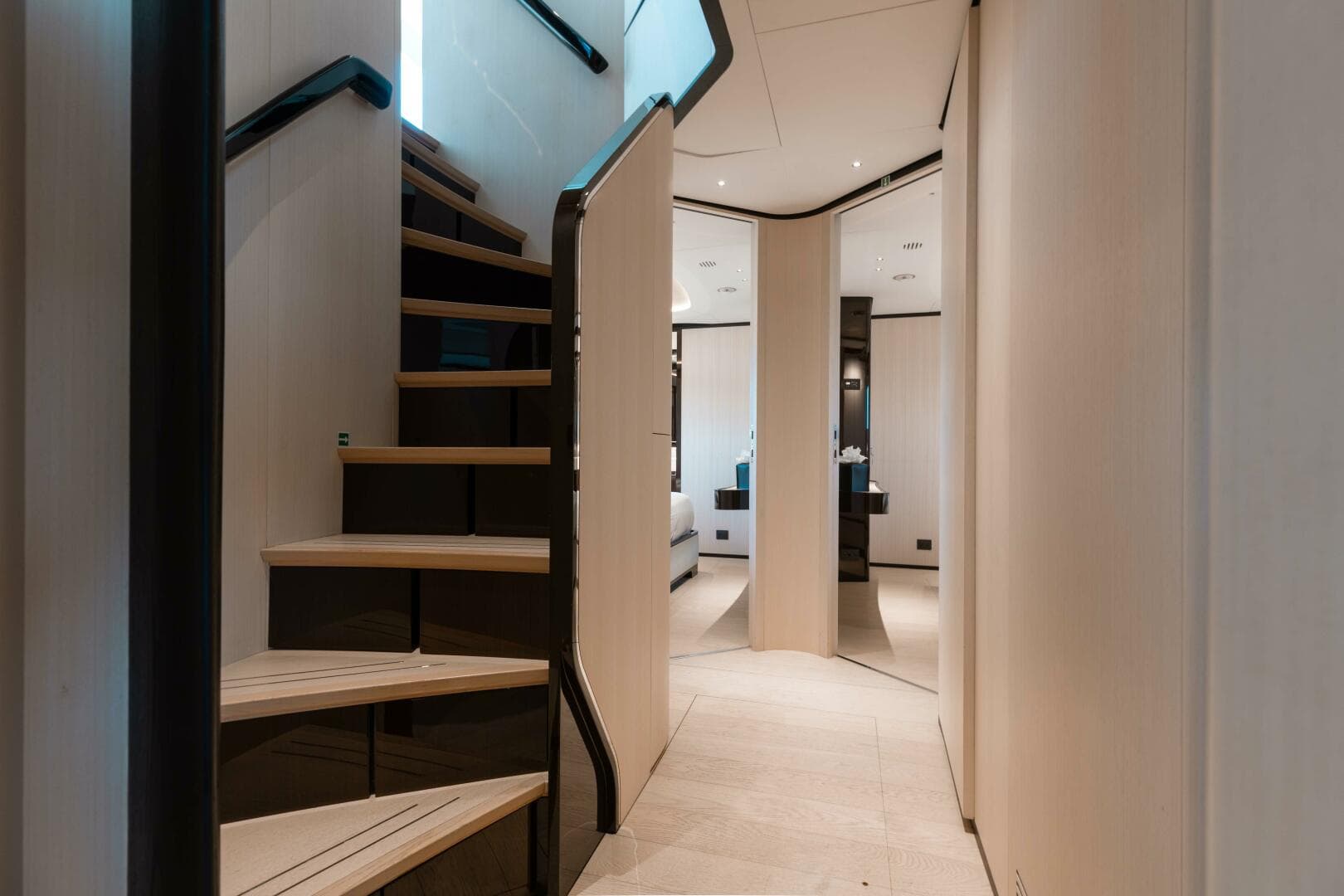 2019 Benetti Delfino 95 — photo 11