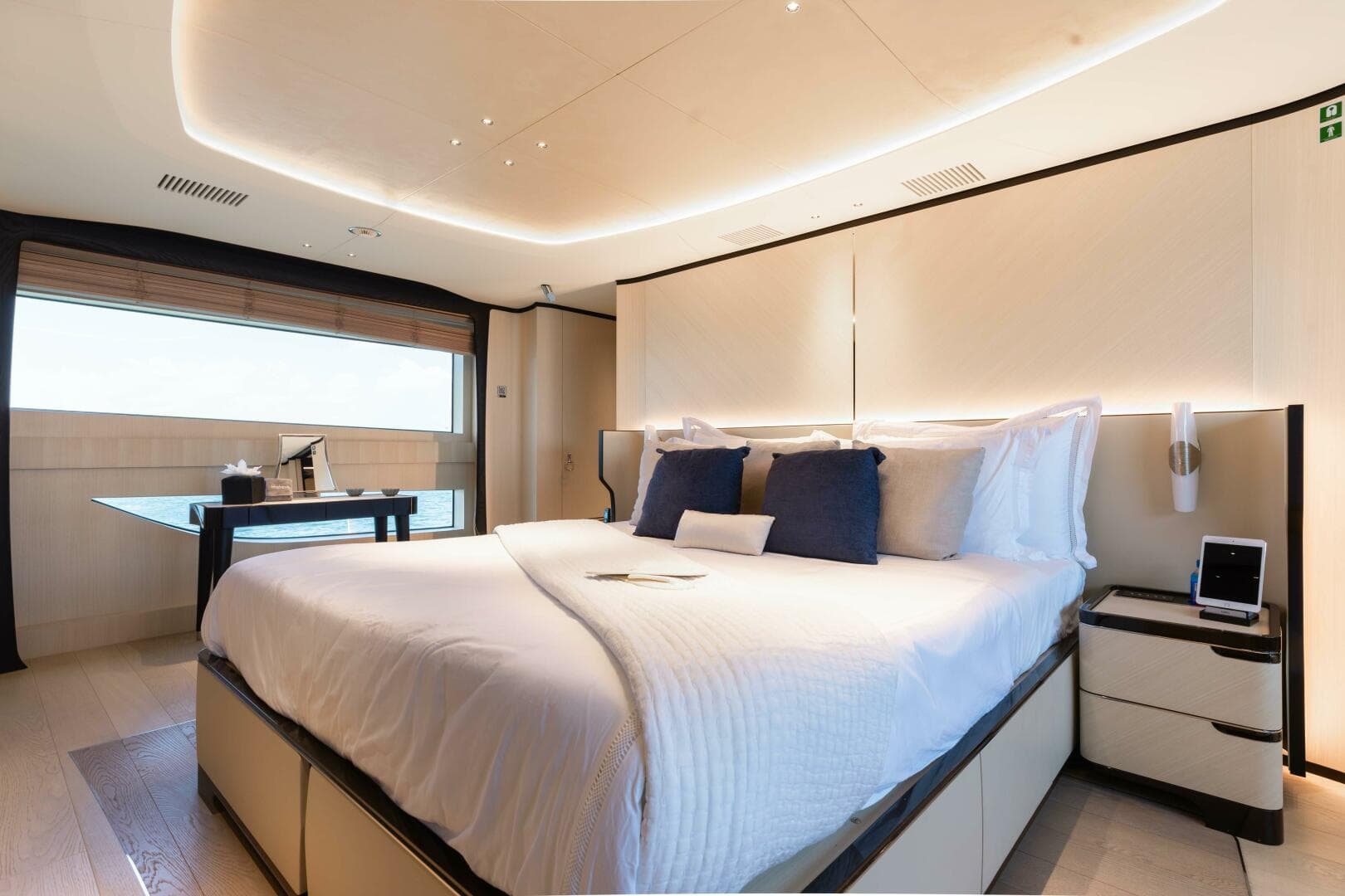 2019 Benetti Delfino 95 — photo 7