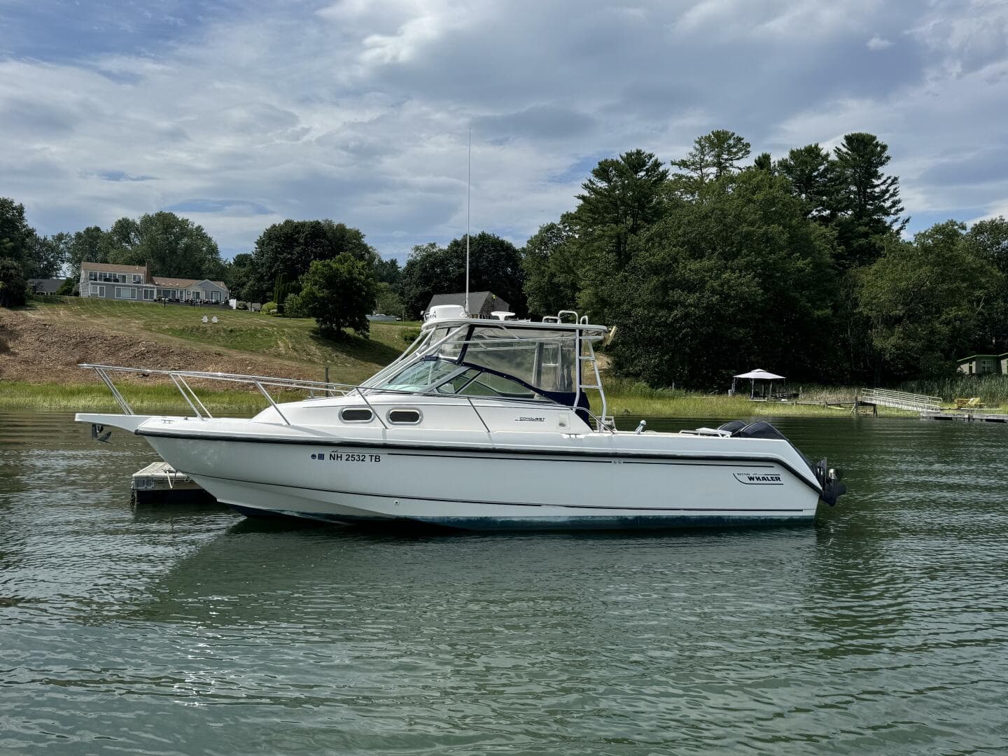 1999 Boston Whaler 28 Conquest — photo 1