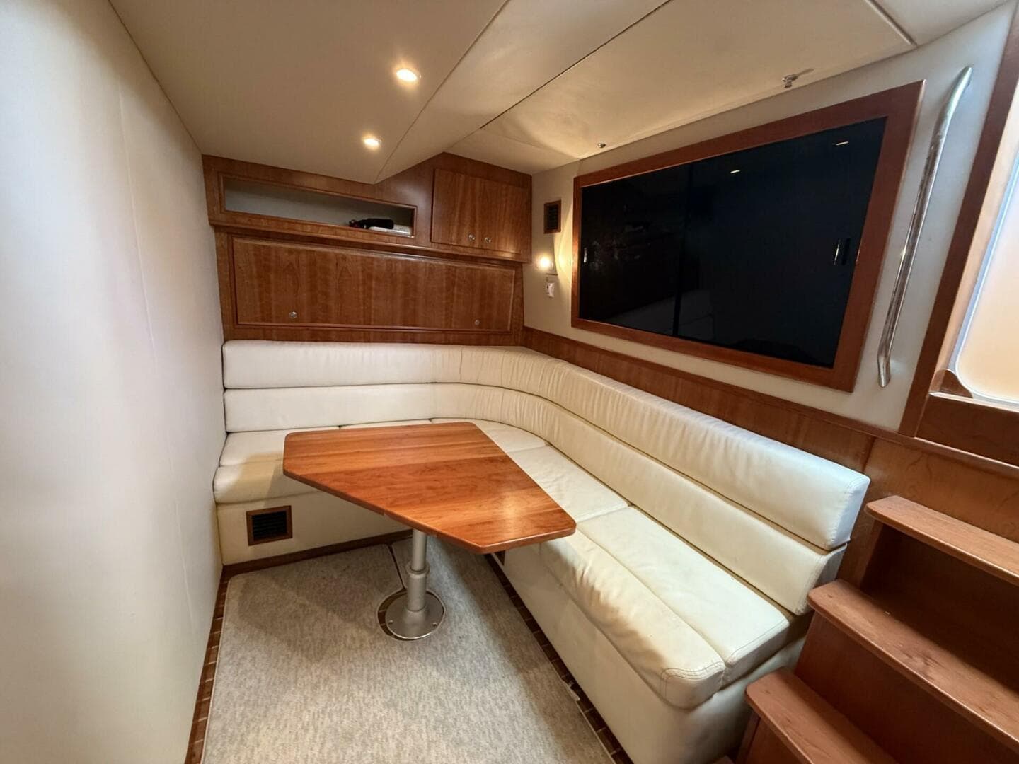 2007 Albemarle 410 Express — photo 27