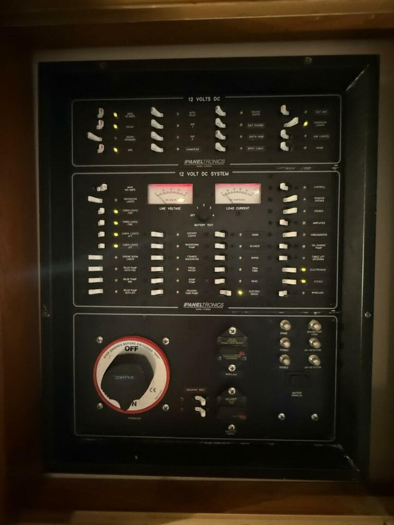 2007 Albemarle 410 Express — photo 31