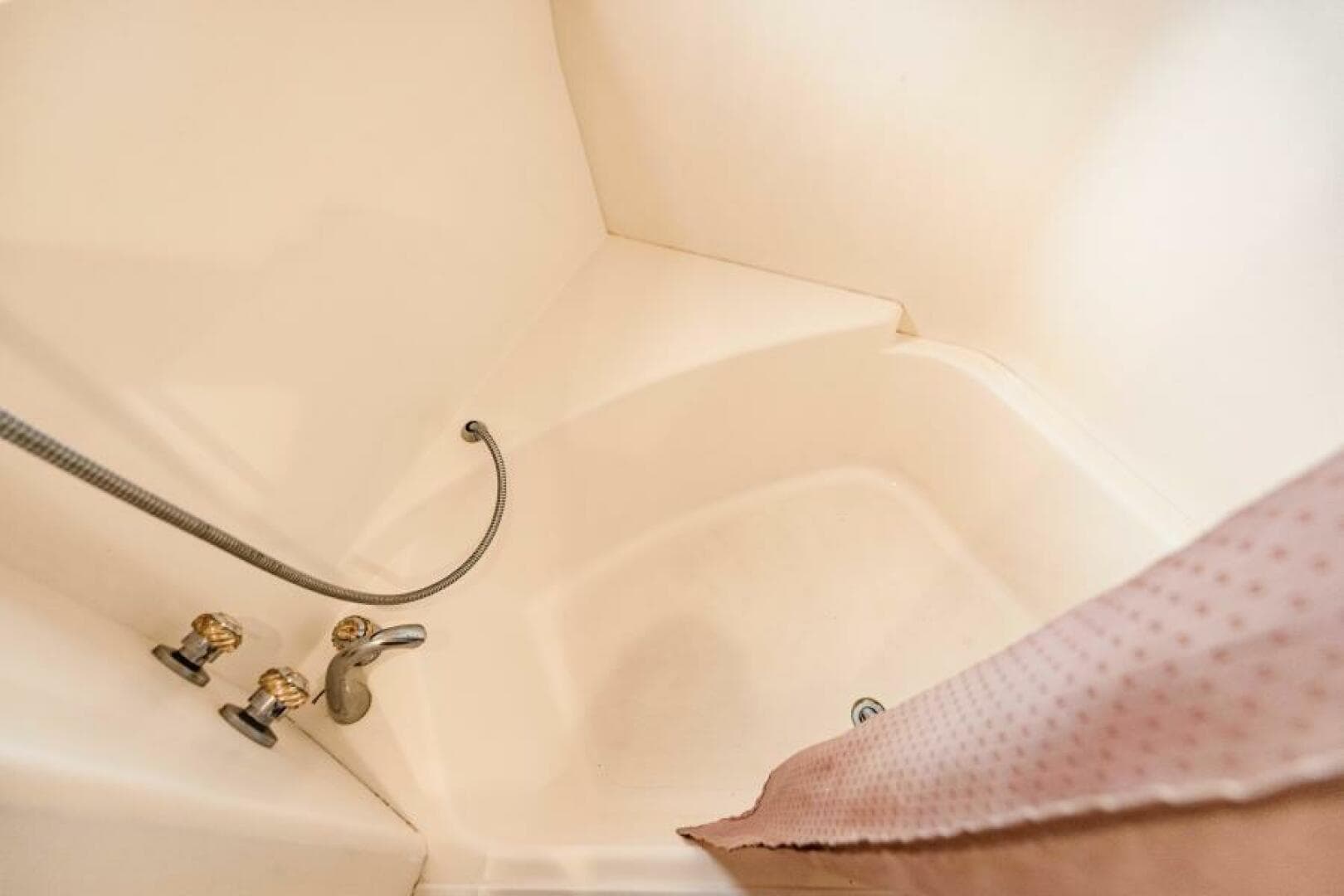 2004 Carver 56 Voyager — photo 39