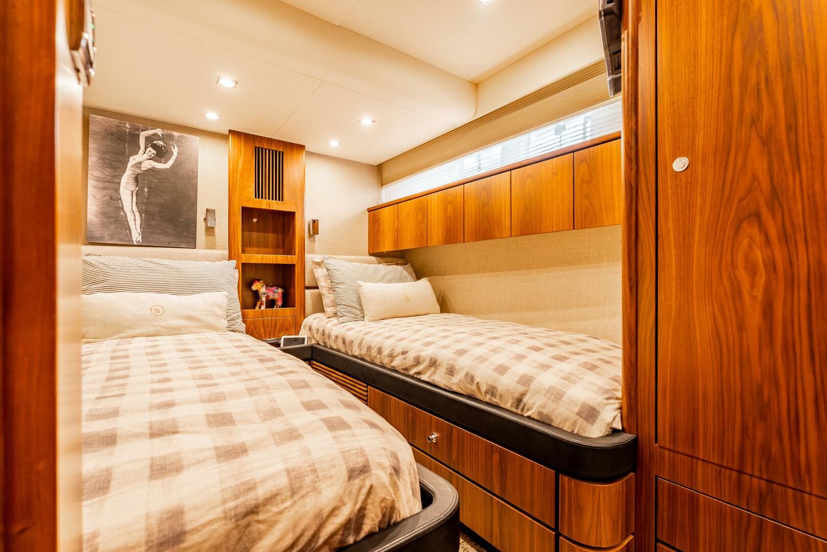 2013 Fairline — photo 17