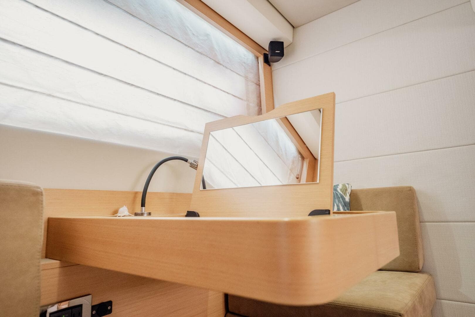 2013 Prestige 500S — photo 25