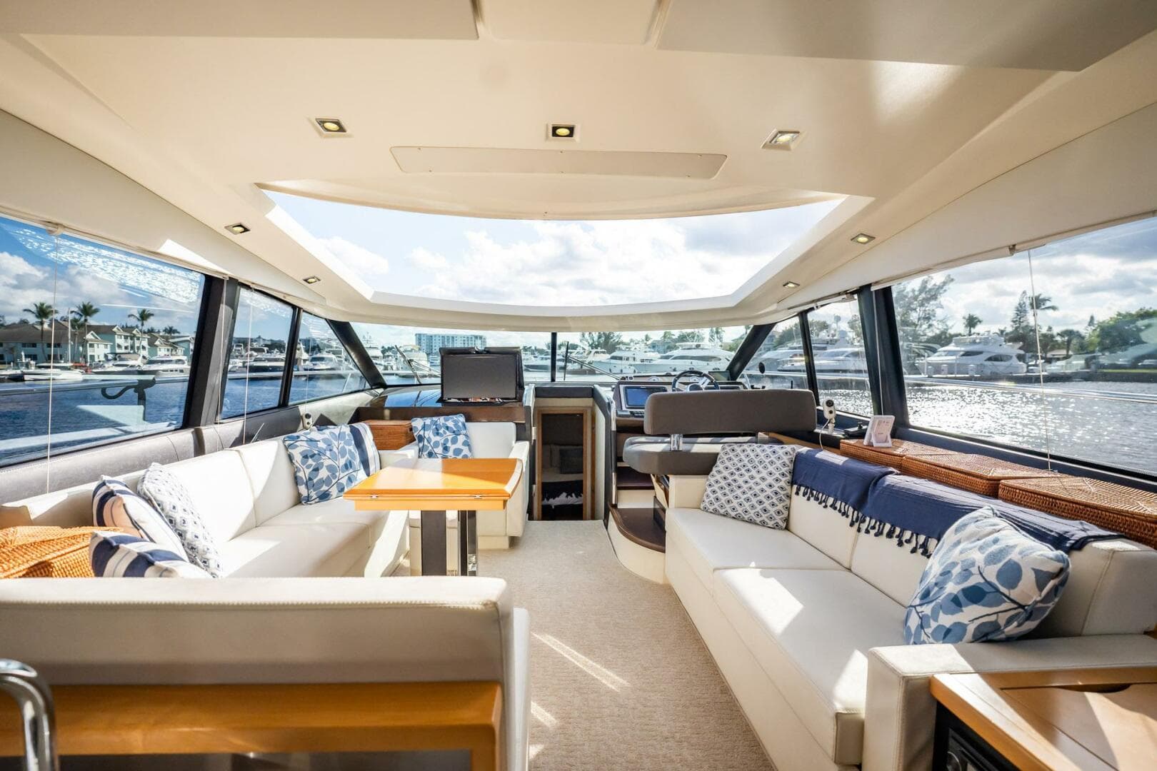 2013 Prestige 500S — photo 6