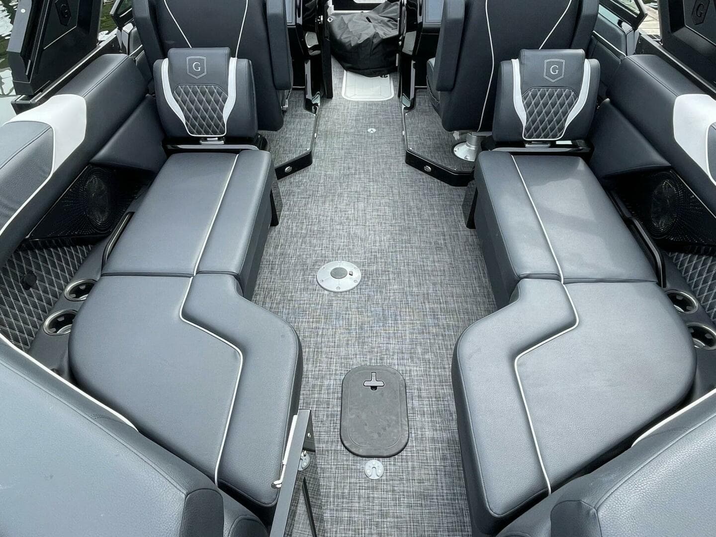 2024 Godfrey Xp 2700 W Twin — photo 6