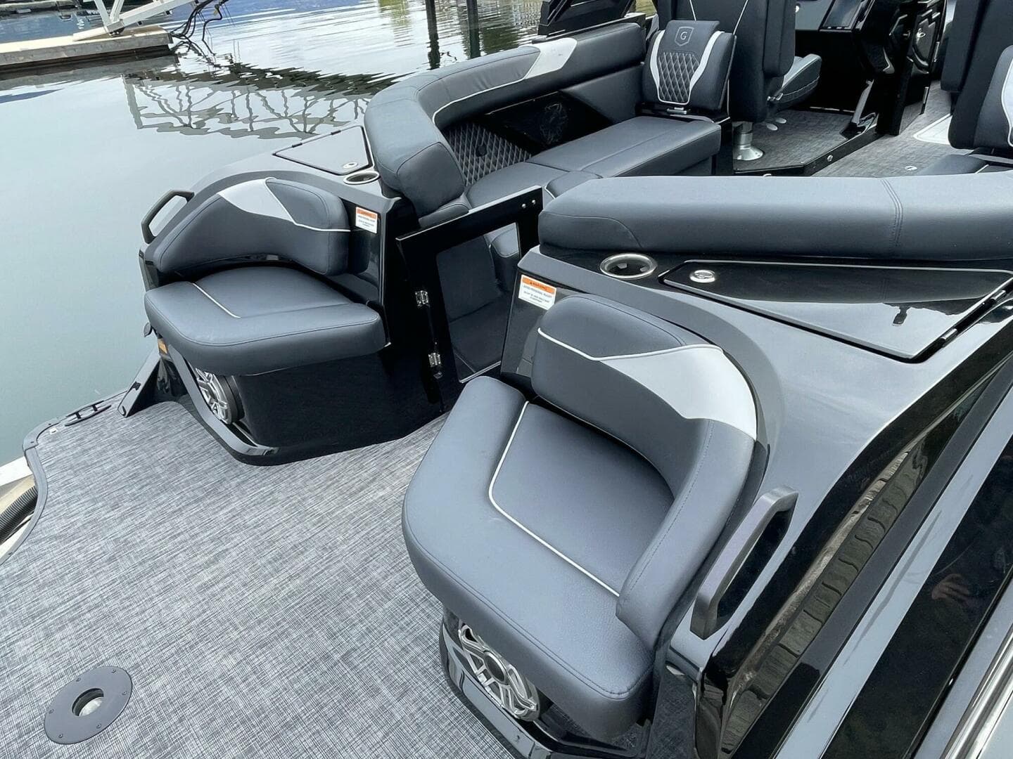 2024 Godfrey Xp 2700 W Twin — photo 5