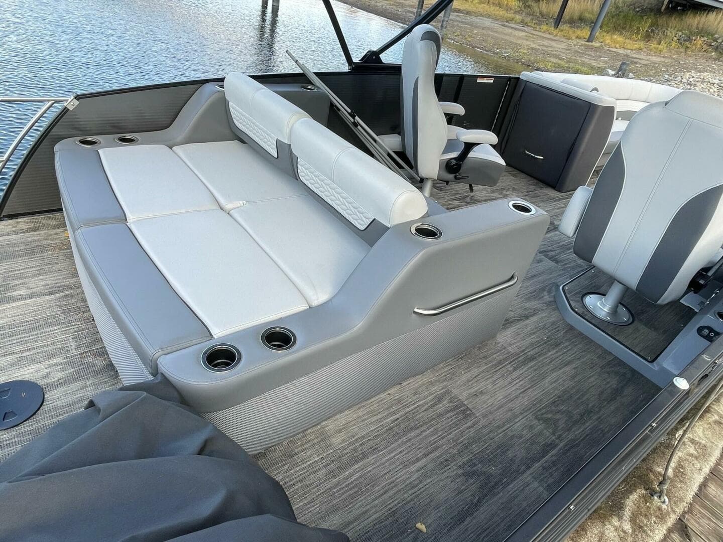 2024 Godfrey Mc 255 Dfl — photo 3