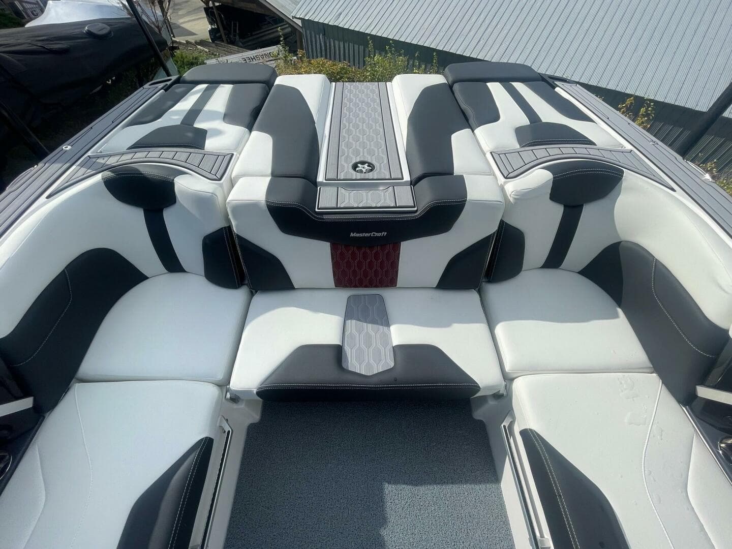 2024 Mastercraft Xt 24 — photo 6