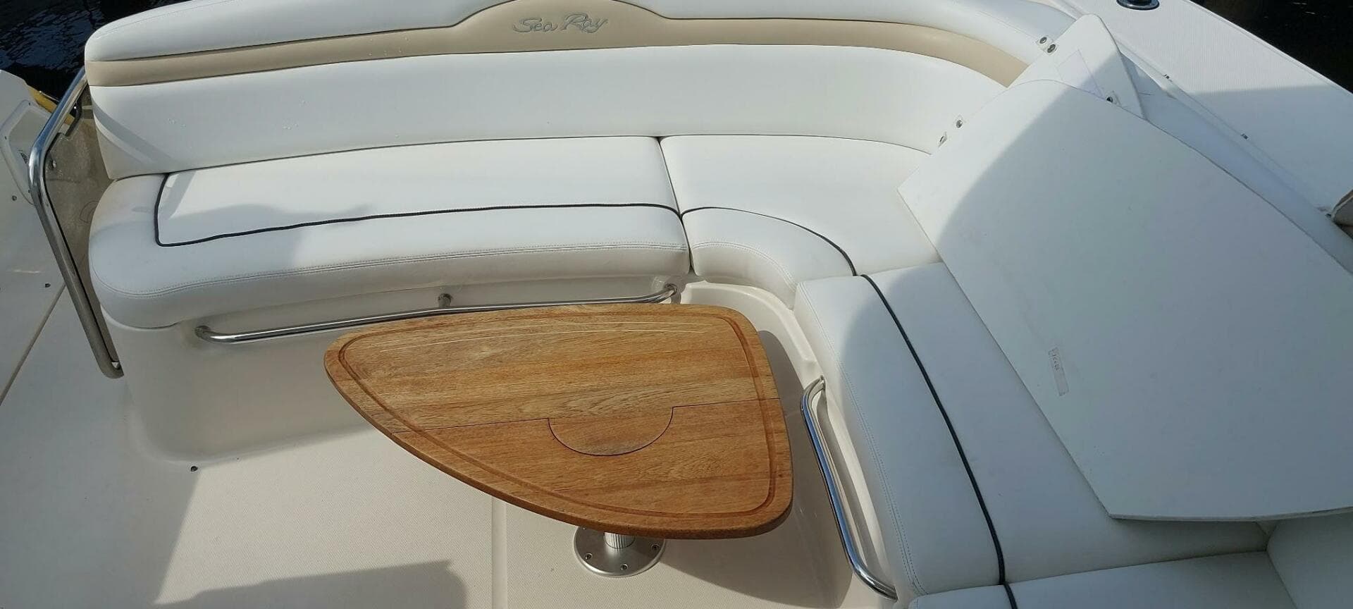 2009 Sea Ray — photo 10