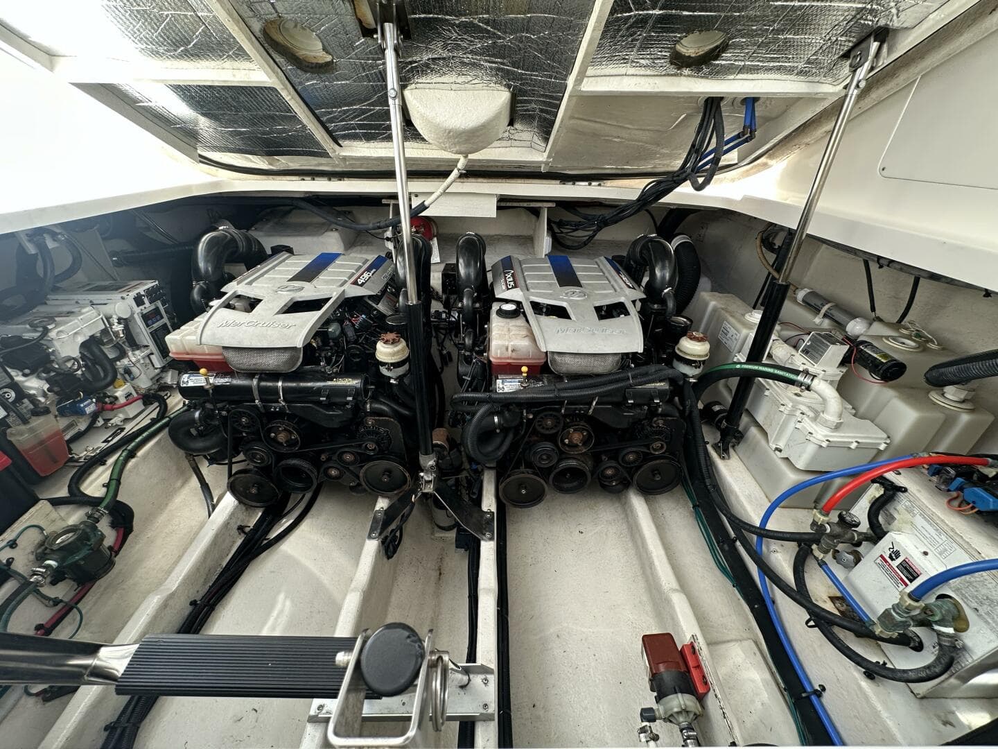 2009 Sea Ray — photo 26