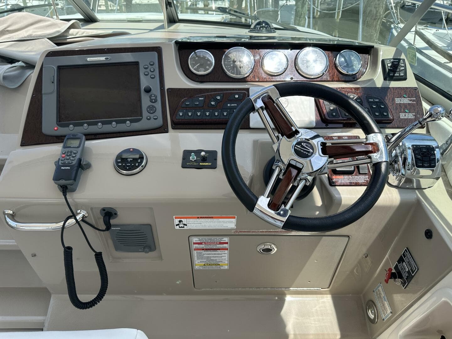 2009 Sea Ray — photo 7