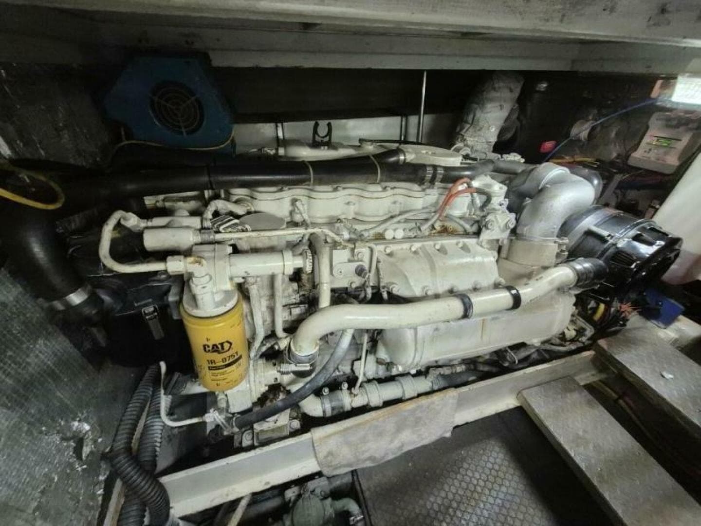 2002 Silverton 38 Convertible — photo 43