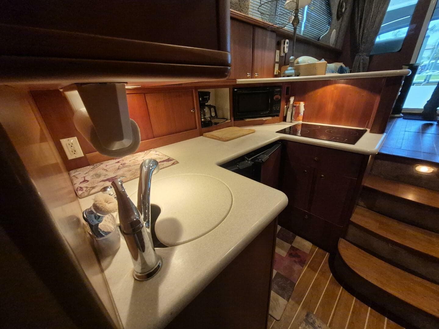 2002 Silverton 38 Convertible — photo 38