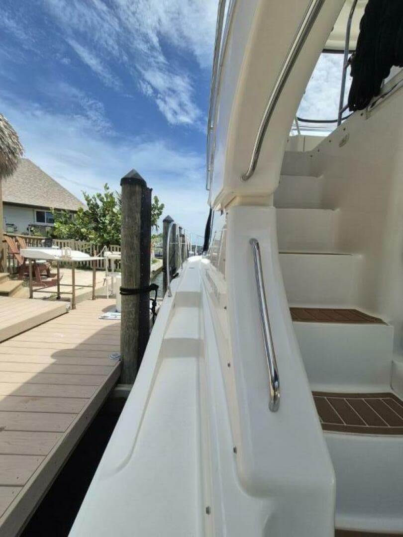 2002 Silverton 38 Convertible — photo 53