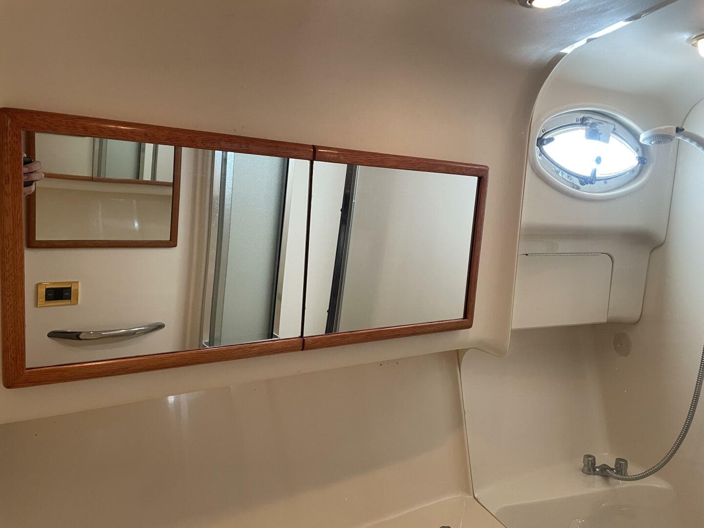 2000 Sea Ray 400 Sedan Bridge — photo 97