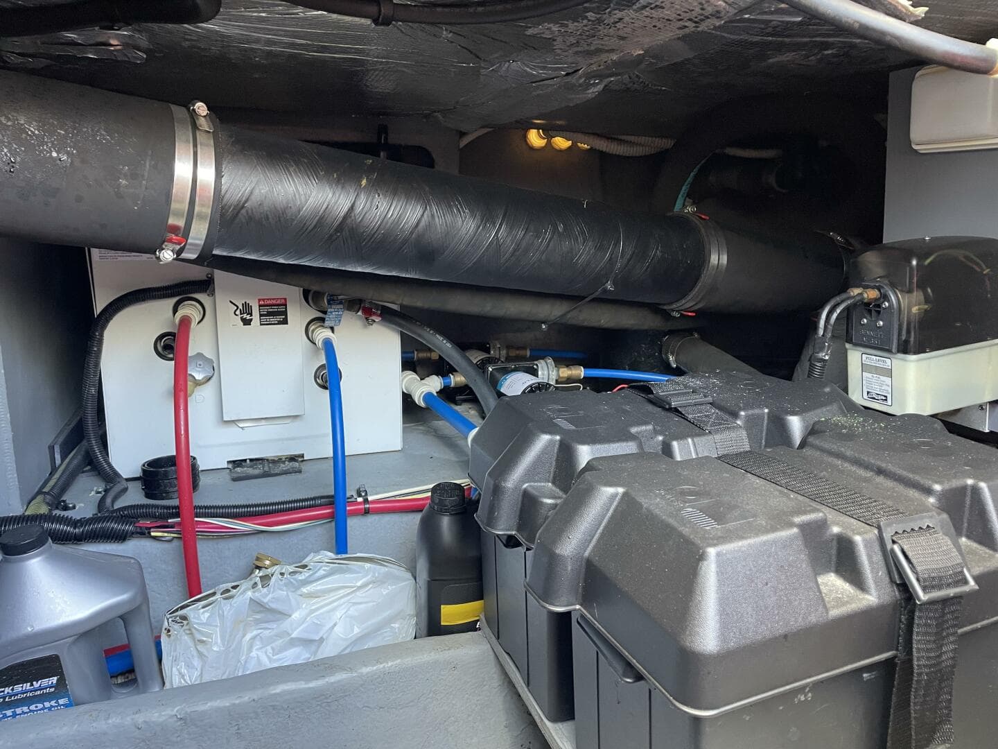 2000 Sea Ray 400 Sedan Bridge — photo 114