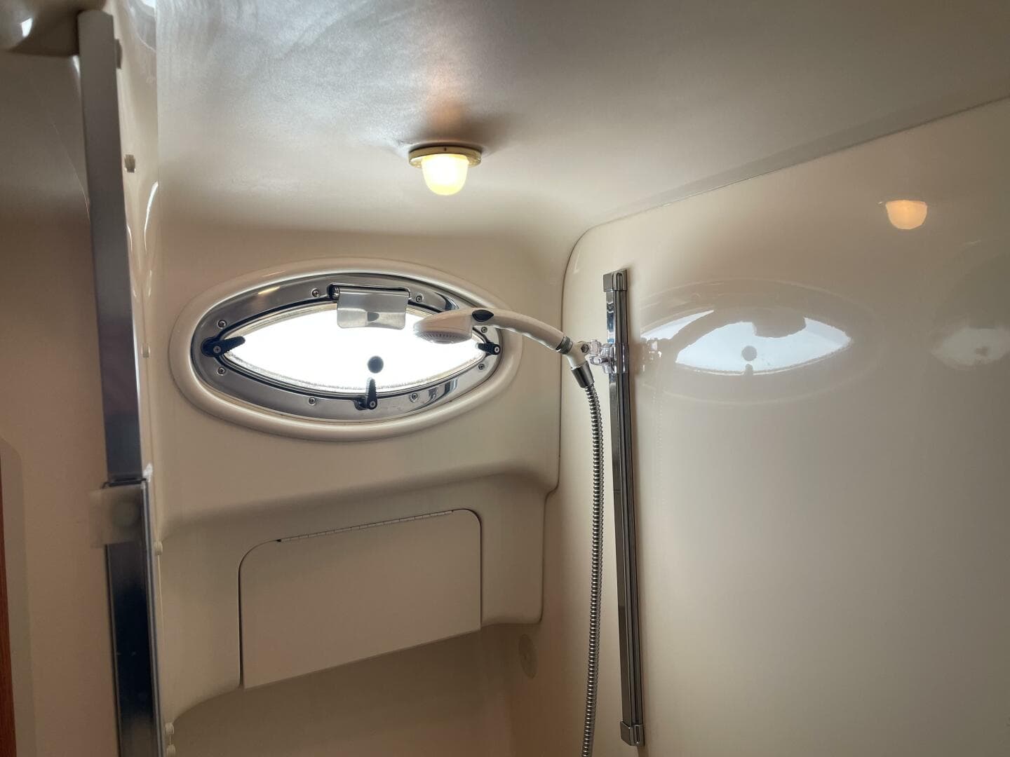 2000 Sea Ray 400 Sedan Bridge — photo 98