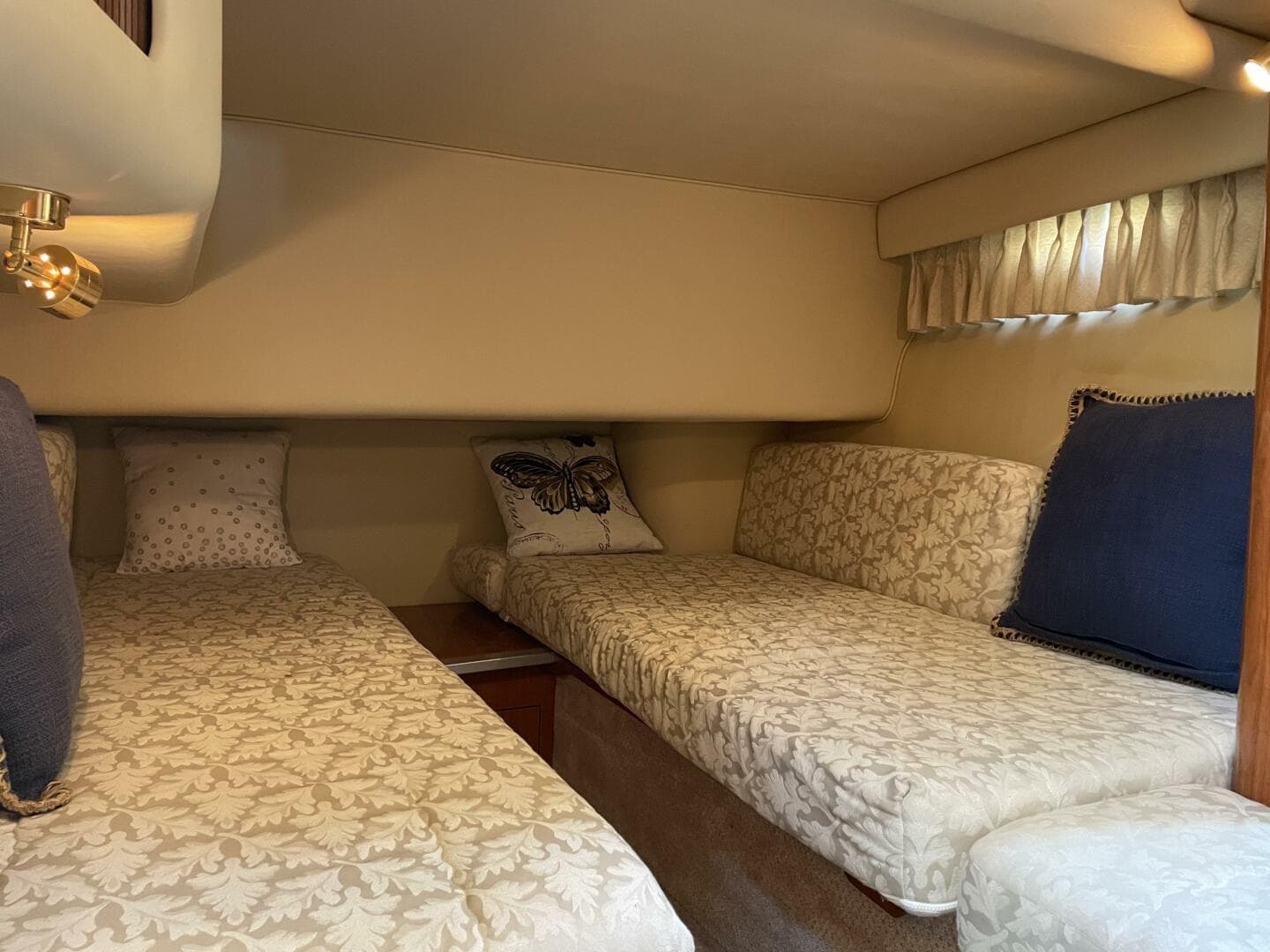 2000 Sea Ray 400 Sedan Bridge — photo 101