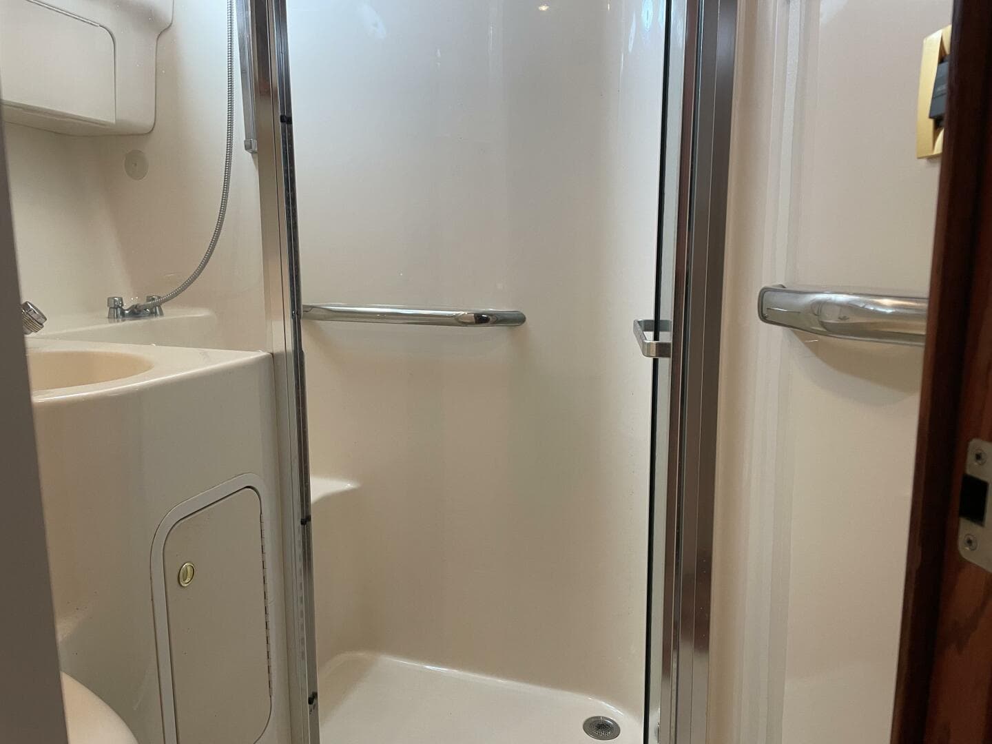 2000 Sea Ray 400 Sedan Bridge — photo 96