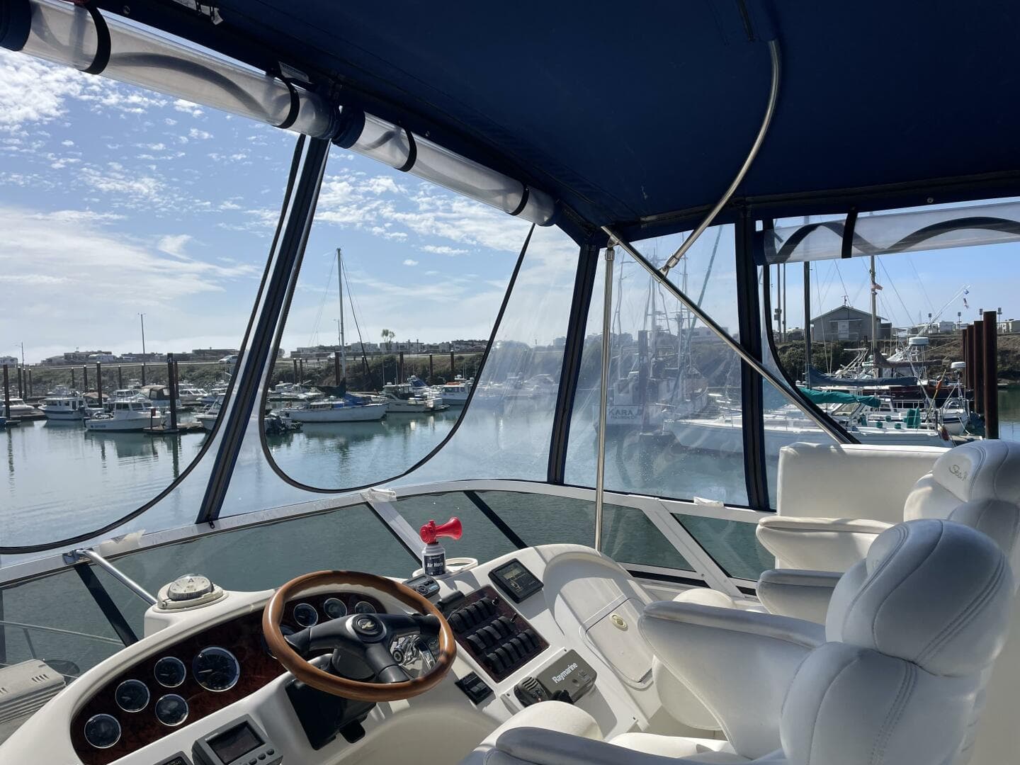 2000 Sea Ray 400 Sedan Bridge — photo 20