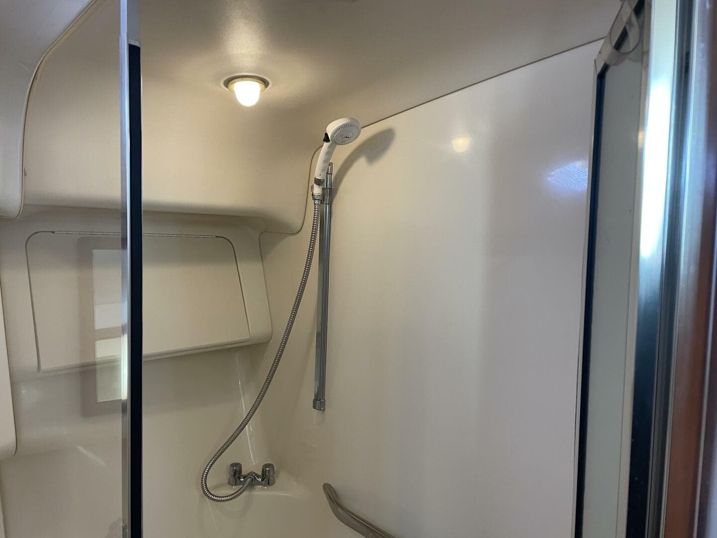 2000 Sea Ray 400 Sedan Bridge — photo 104