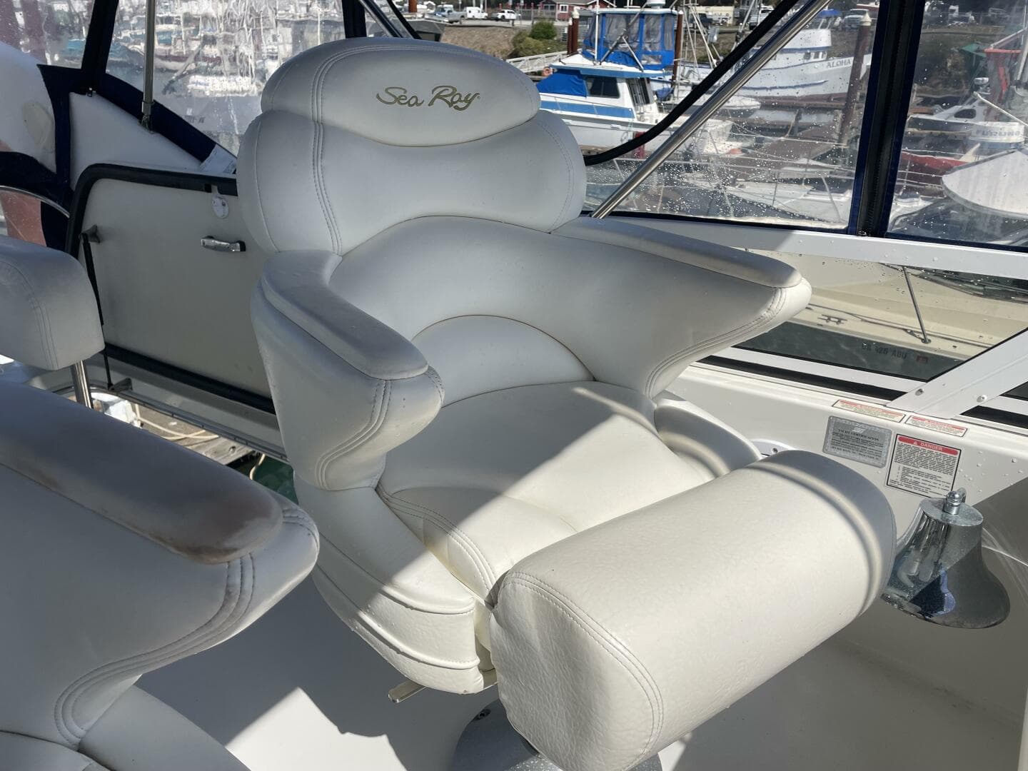 2000 Sea Ray 400 Sedan Bridge — photo 28