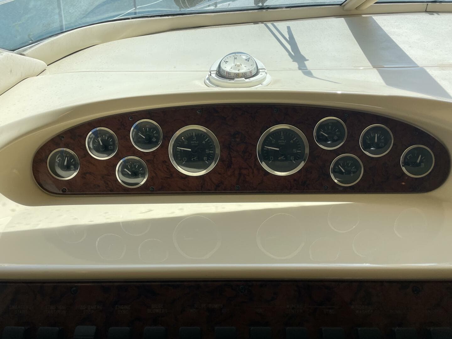 2000 Sea Ray 400 Sedan Bridge — photo 54