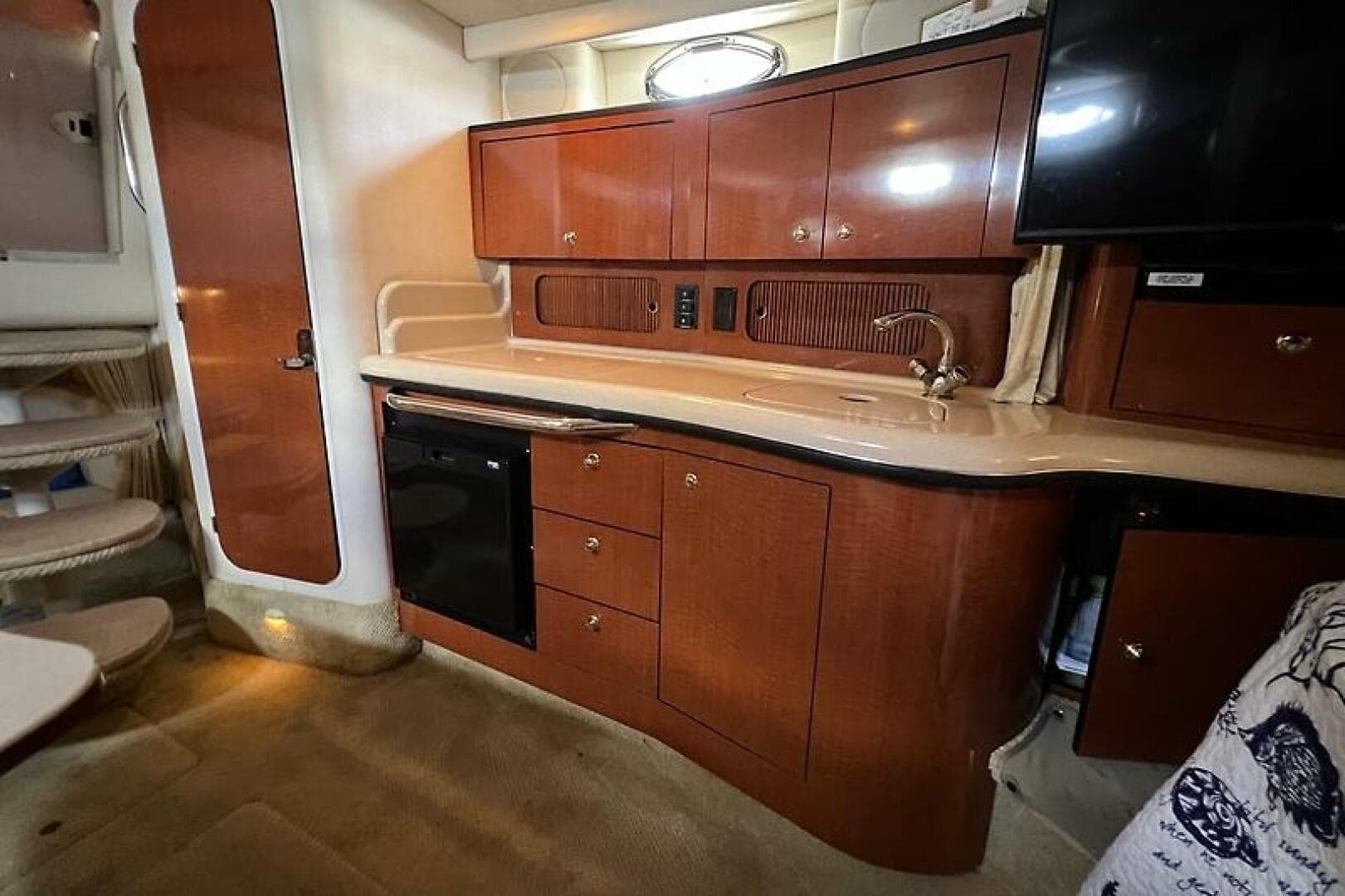 2004 Sea Ray 320 Sundancer — photo 16