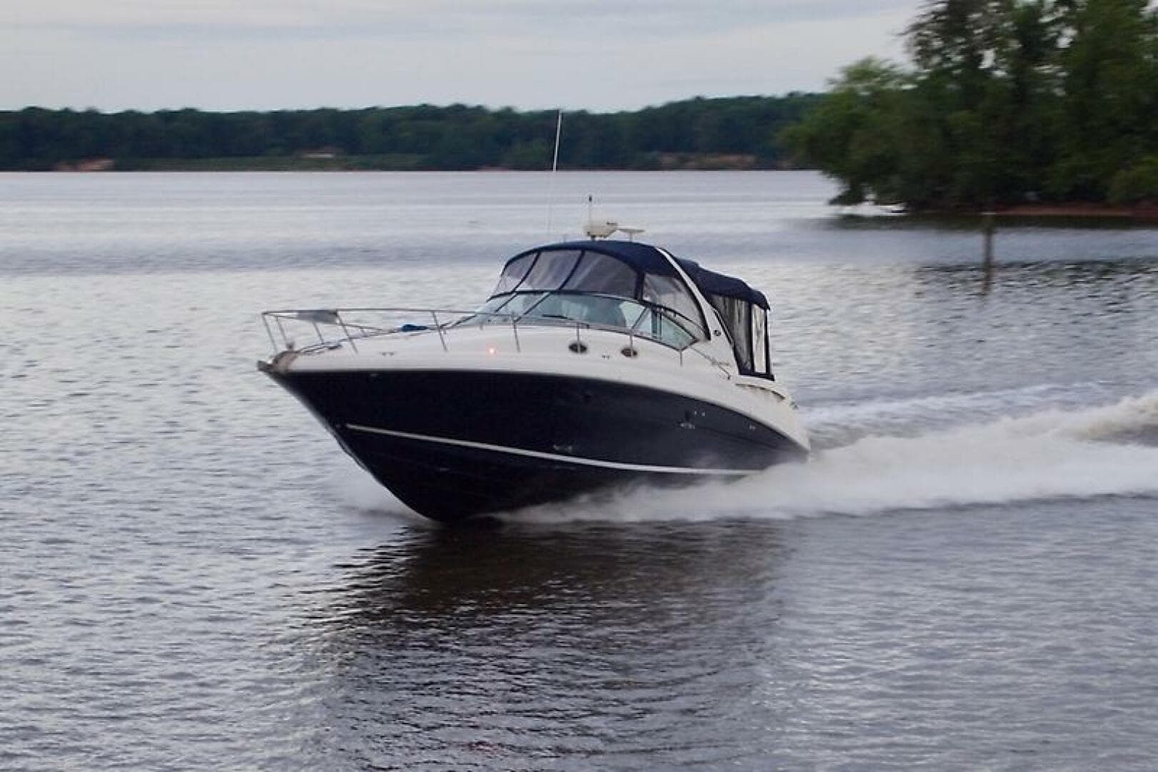 2004 Sea Ray 320 Sundancer — photo 4