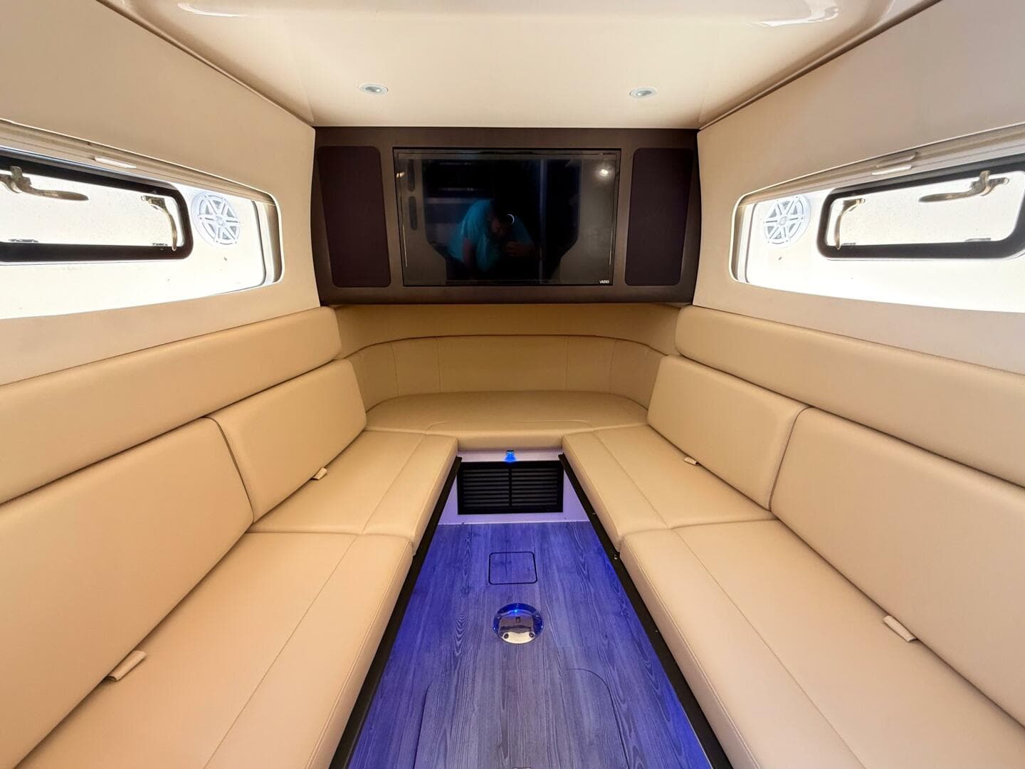 2020 Scout 380 LXF — photo 84