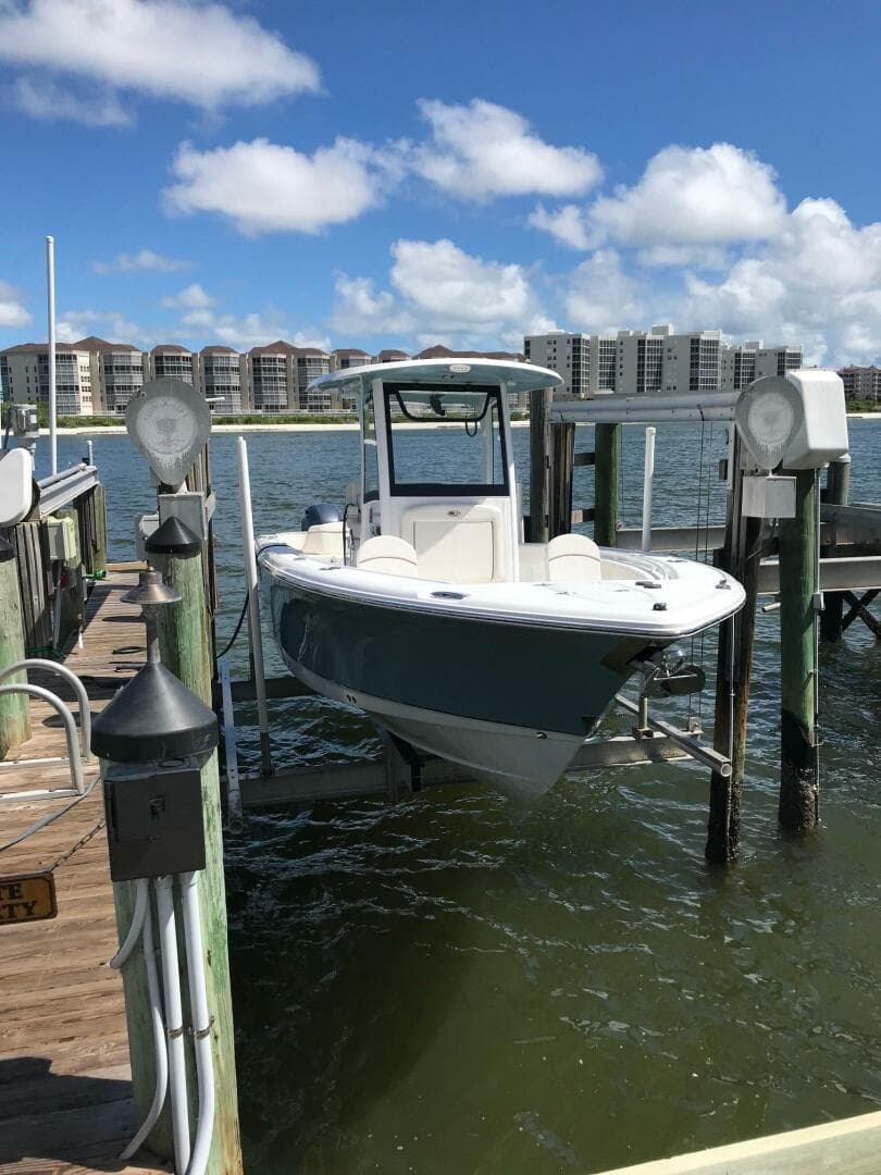 2021 Sea Hunt 265 SE — photo 2