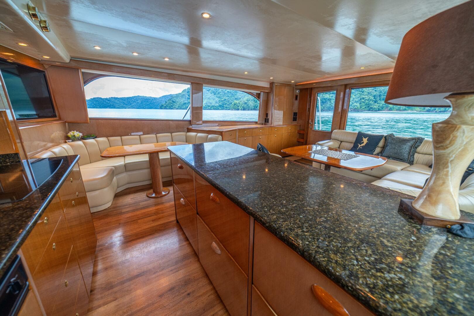 2004 Viking 61 Convertible — photo 34