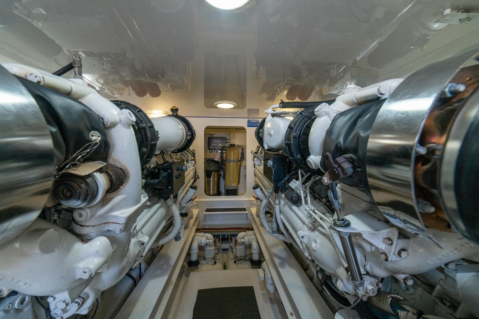 2004 Viking 61 Convertible — photo 65