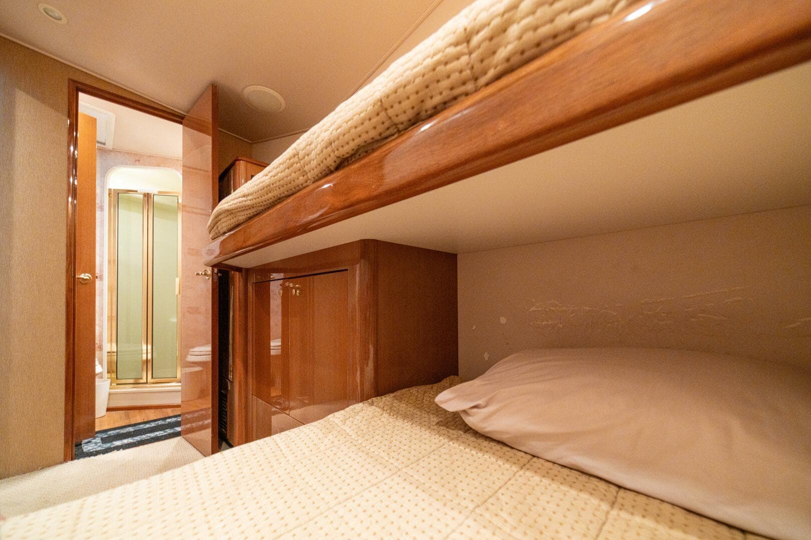 2004 Viking 61 Convertible — photo 50