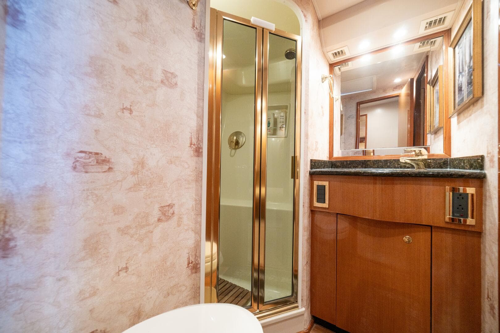 2004 Viking 61 Convertible — photo 52