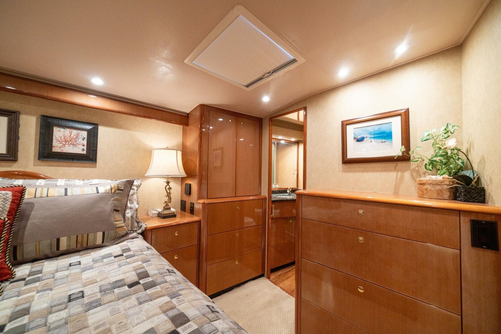 2004 Viking 61 Convertible — photo 39