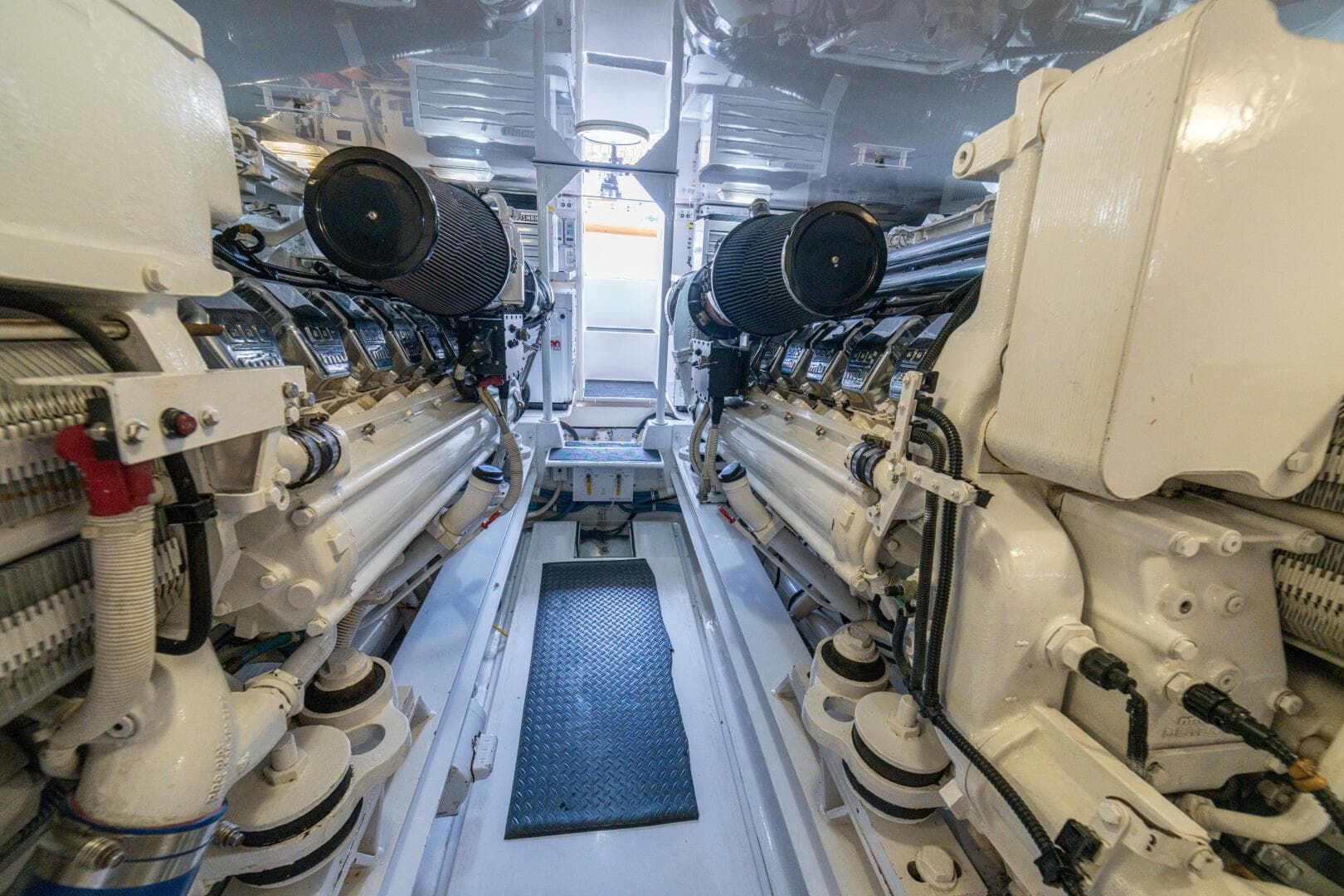 2004 Viking 61 Convertible — photo 71