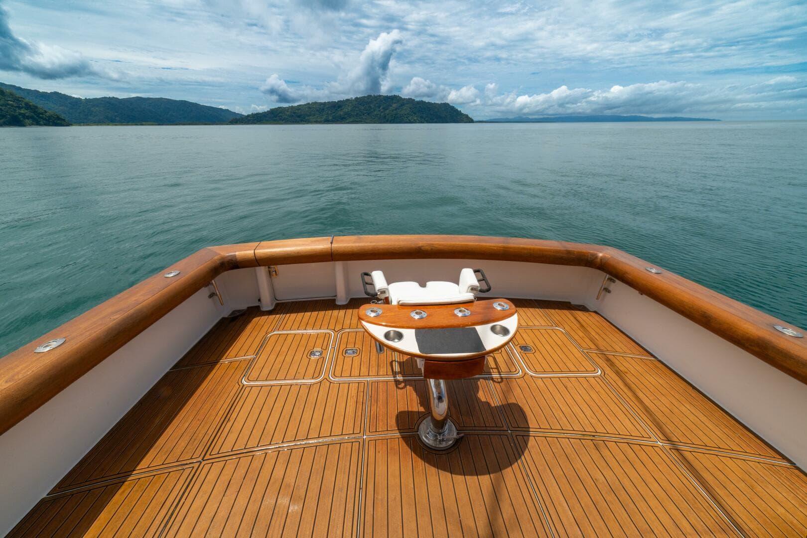 2004 Viking 61 Convertible — photo 78