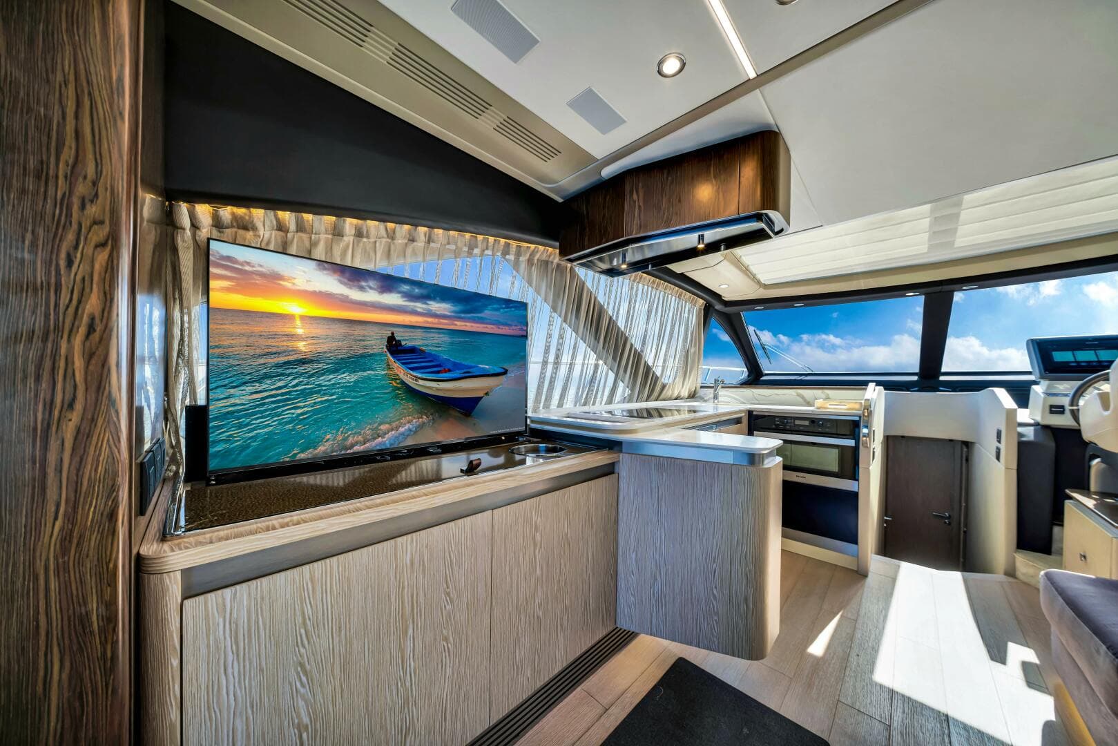 2021 Azimut Custom — photo 15