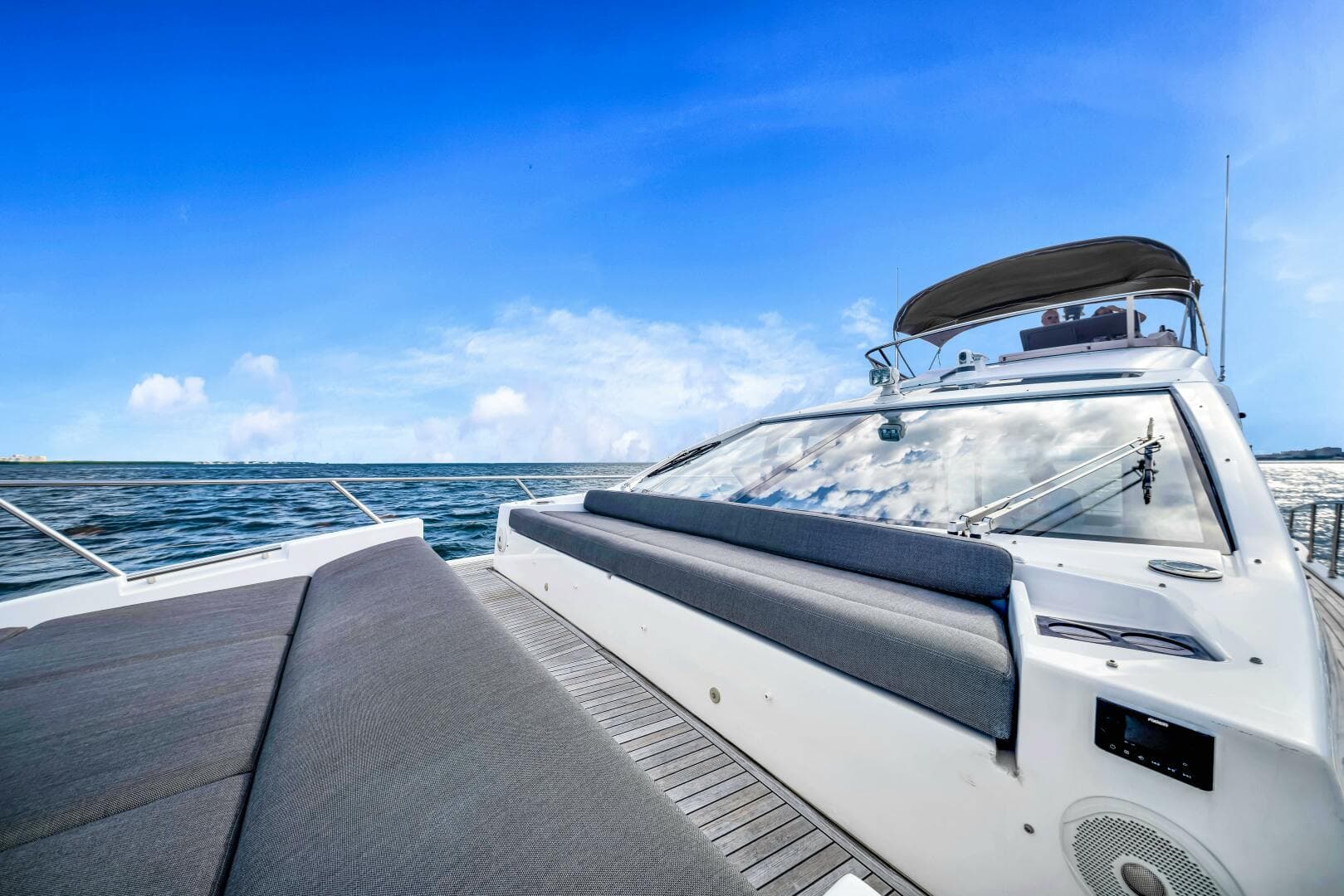 2021 Azimut Custom — photo 12
