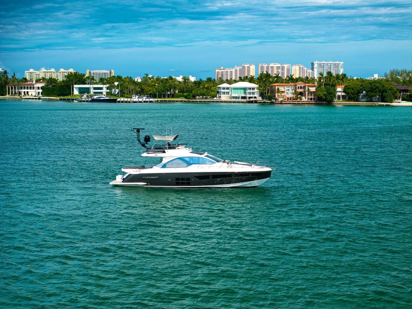 2021 Azimut Custom — photo 73