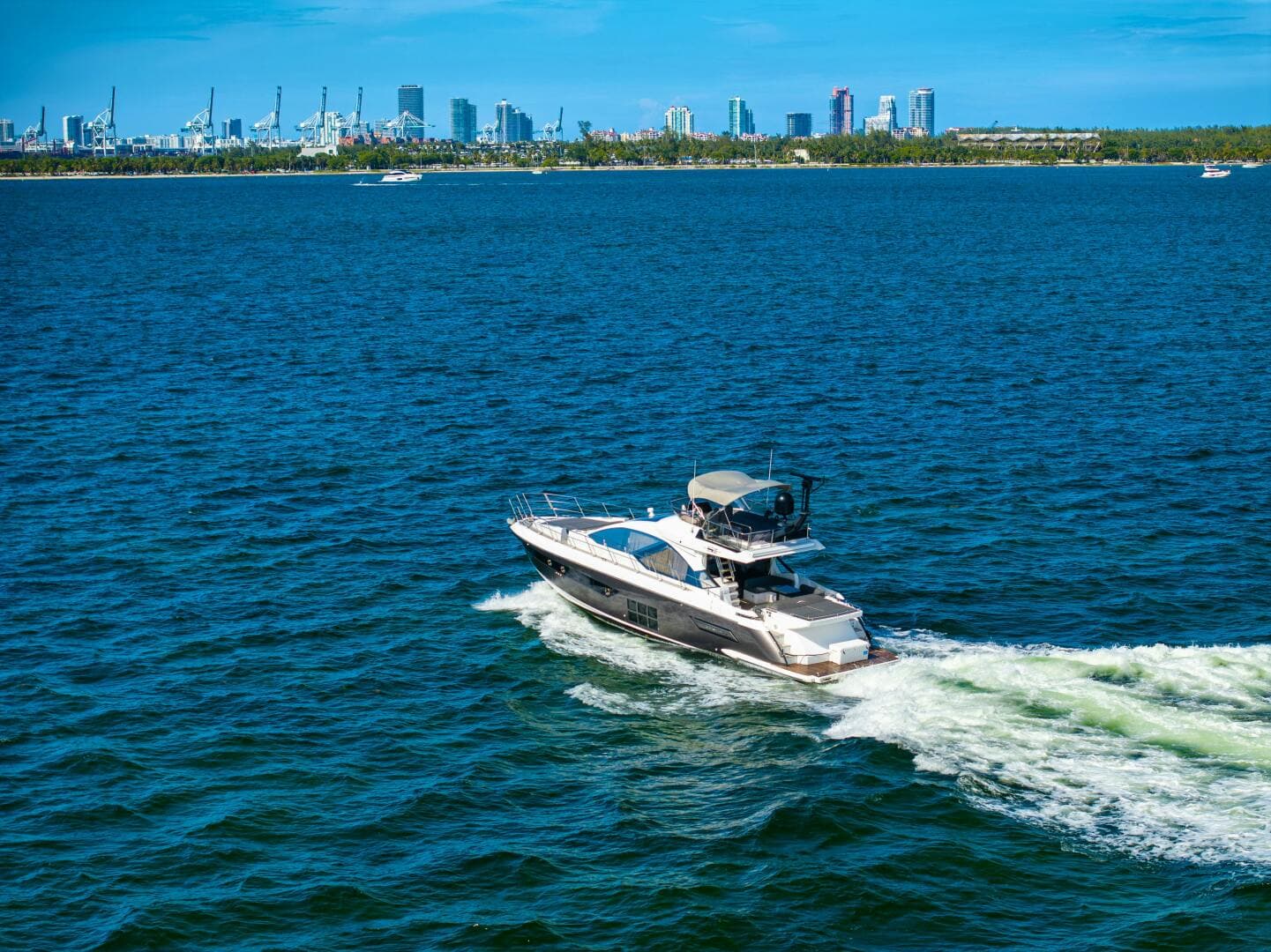 2021 Azimut Custom — photo 69