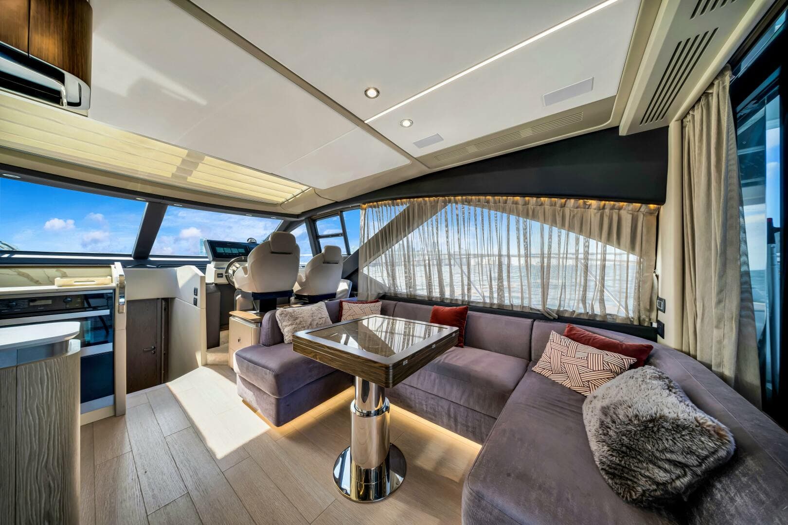 2021 Azimut Custom — photo 14