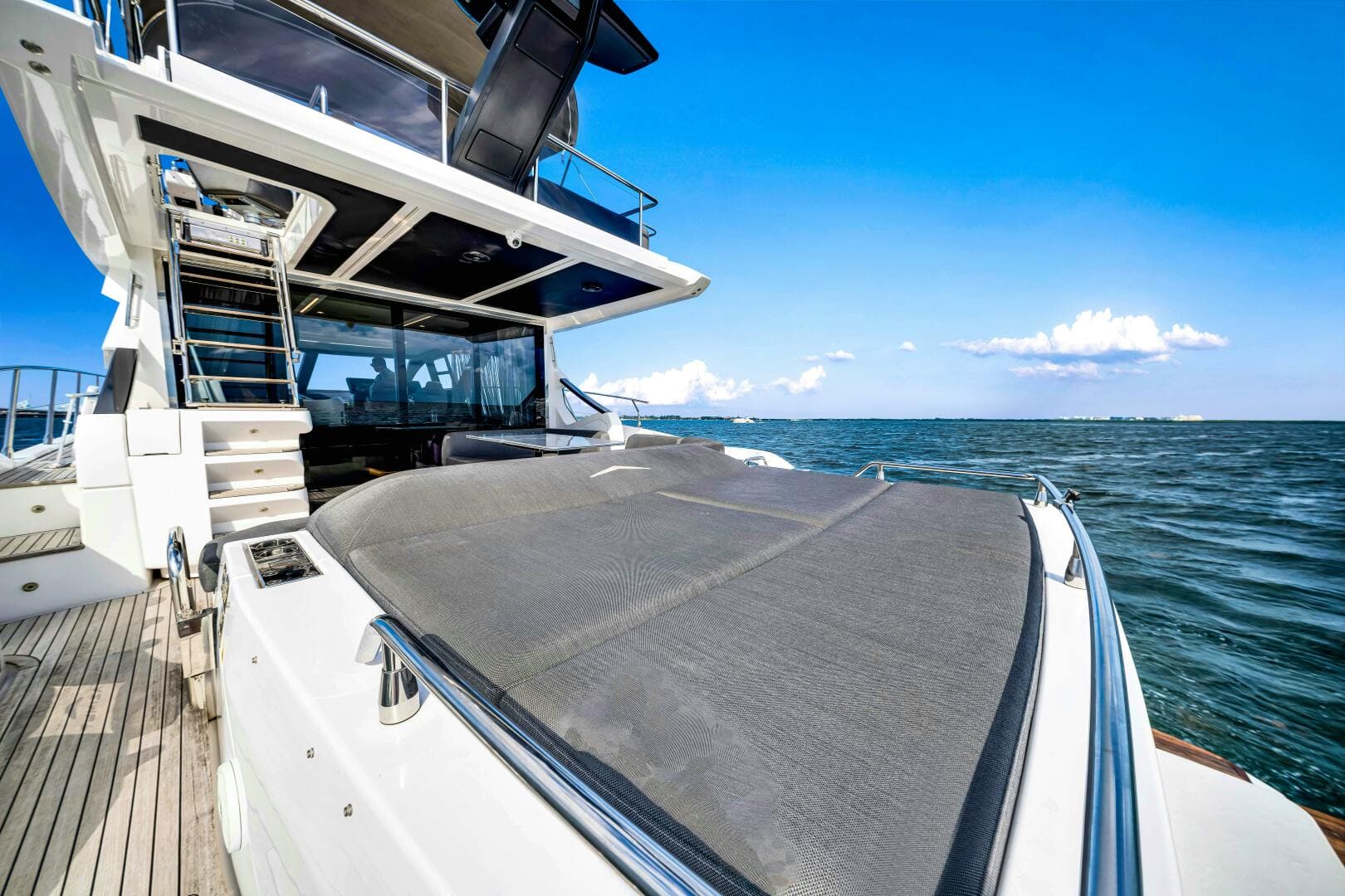 2021 Azimut Custom — photo 9
