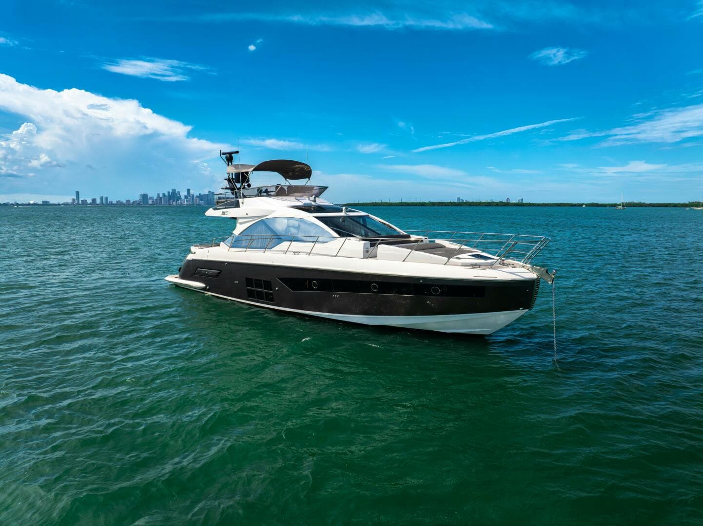2021 Azimut Custom — photo 76