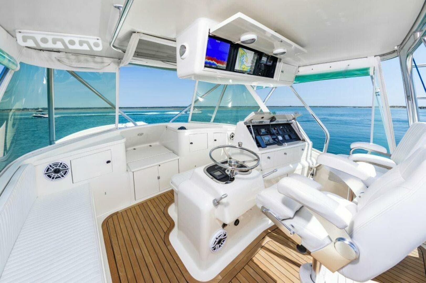 1985 Scarborough 41 Express — photo 18